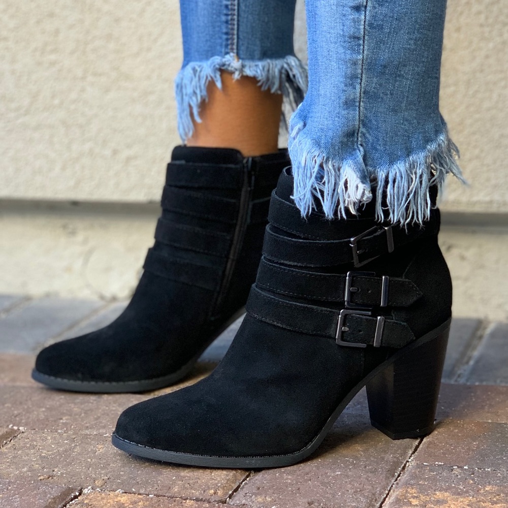 Black Triple Buckle Block Heel Ankle Booties - Picture 2 of 8
